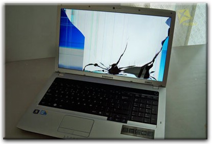 замена матрицы на ноутбуке Samsung в Зеленоградске